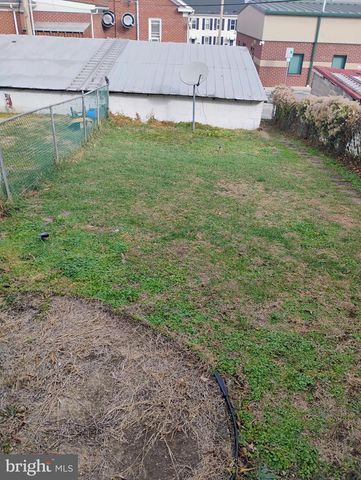 526 W FRANKLIN ST, Hagerstown, MD 21740