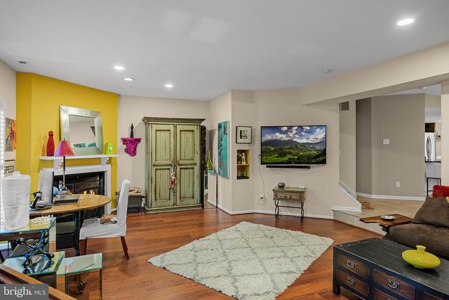 1410 CHANTICLEER, Cherry Hill, NJ 08003
