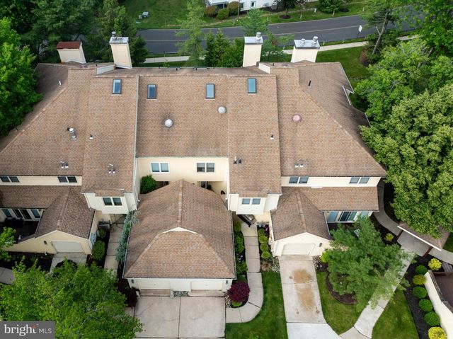 1410 CHANTICLEER, Cherry Hill, NJ 08003