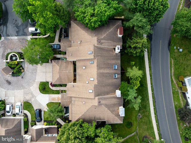 1410 CHANTICLEER, Cherry Hill, NJ 08003
