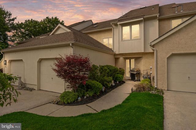 1410 CHANTICLEER, Cherry Hill, NJ 08003