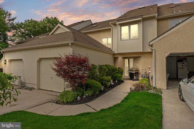 1410 CHANTICLEER, Cherry Hill, NJ 08003