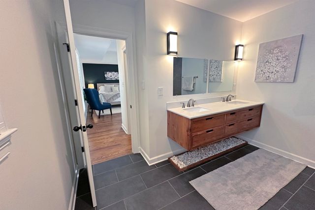 3815 N MONTCLAIR DR, Memphis, TN 38111