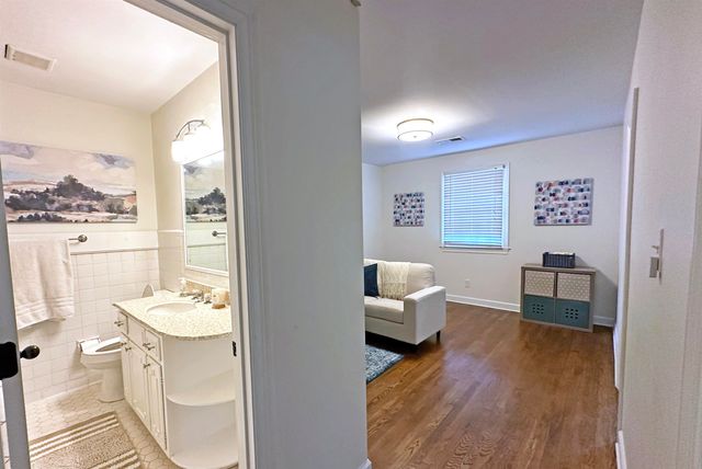 3815 N MONTCLAIR DR, Memphis, TN 38111