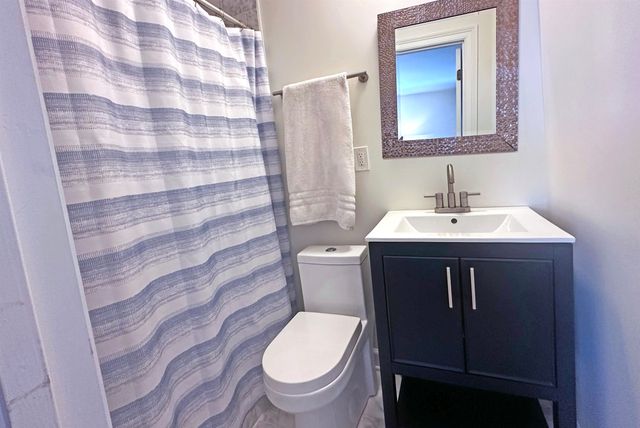 3815 N MONTCLAIR DR, Memphis, TN 38111