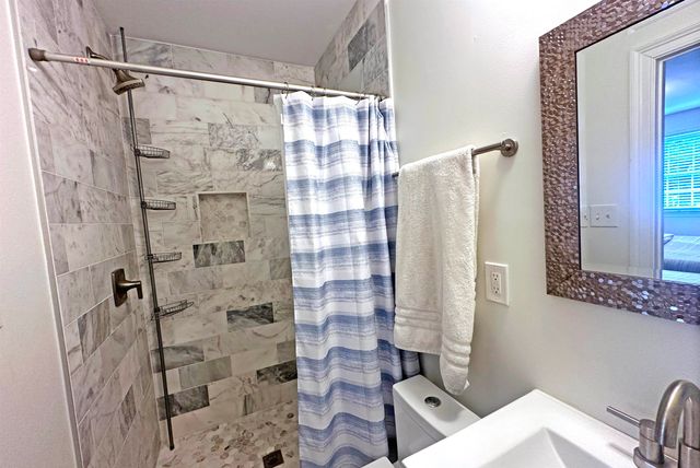 3815 N MONTCLAIR DR, Memphis, TN 38111