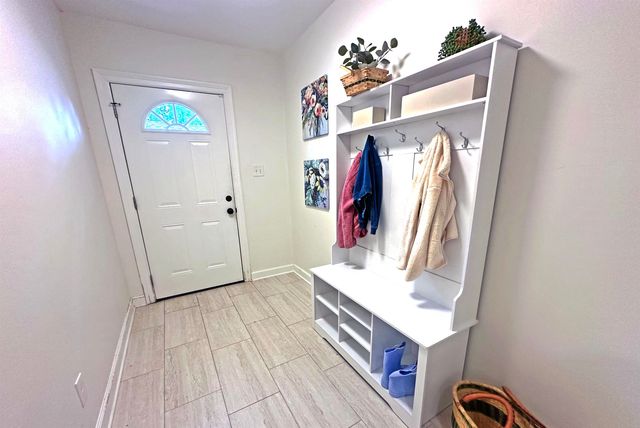 3815 N MONTCLAIR DR, Memphis, TN 38111