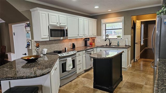 12618 Pelican Boulevard, Willis, TX 77318