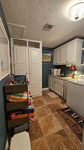 12618 Pelican Boulevard, Willis, TX 77318