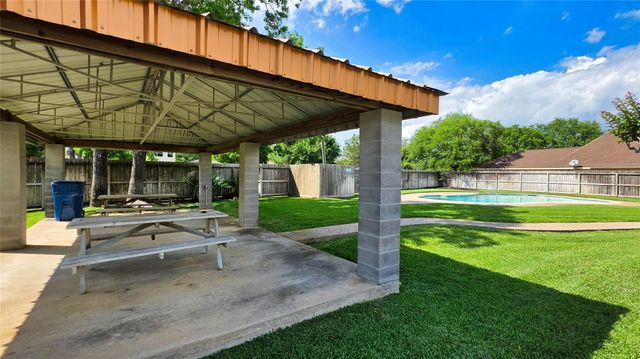 12618 Pelican Boulevard, Willis, TX 77318