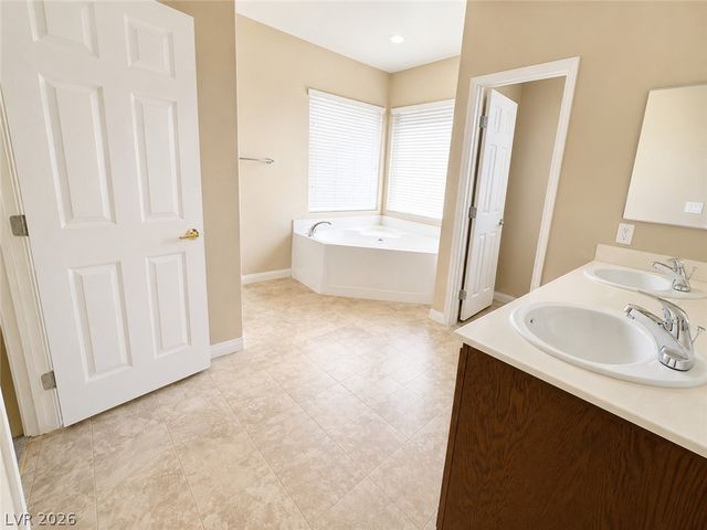 9100 Umberland Avenue, Las Vegas, NV 89149