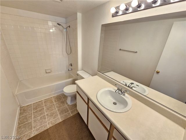 2300 SILVERADO RANCH Boulevard 2081, Las Vegas, NV 89123