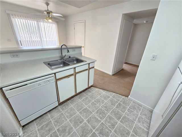 2300 SILVERADO RANCH Boulevard 2081, Las Vegas, NV 89123