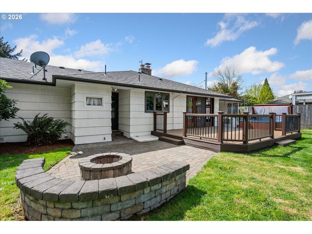 10831 Ne OREGON St, Portland, OR 97220