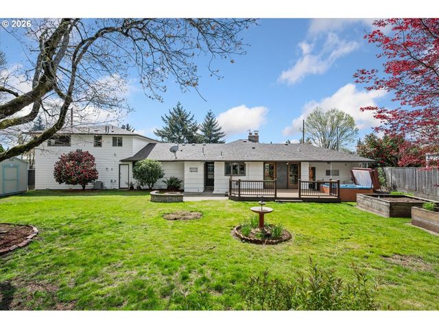 10831 Ne OREGON St, Portland, OR 97220