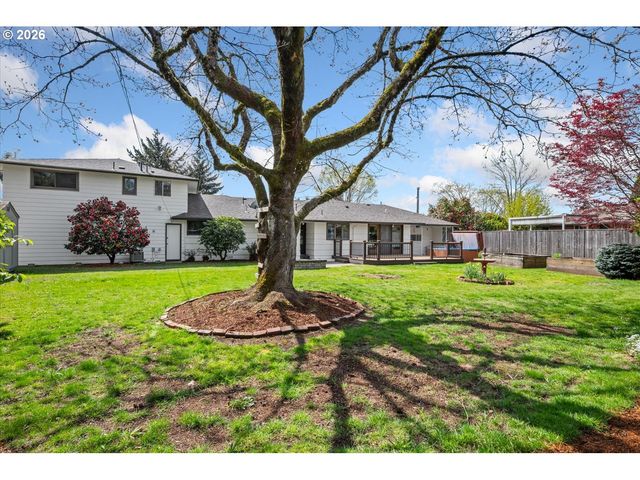 10831 Ne OREGON St, Portland, OR 97220