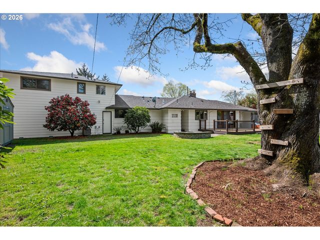 10831 Ne OREGON St, Portland, OR 97220
