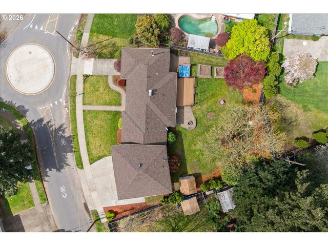 10831 Ne OREGON St, Portland, OR 97220