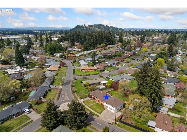 10831 Ne OREGON St, Portland, OR 97220