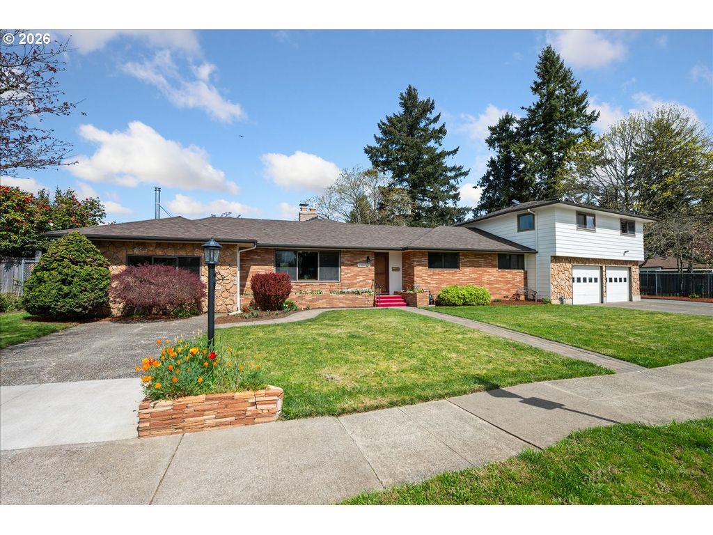 10831 Ne OREGON St, Portland, OR 97220