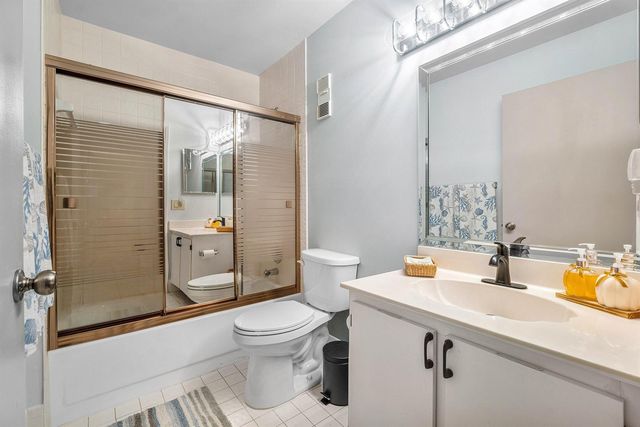 6215 Kings Gate Circle, Delray Beach, FL 33484