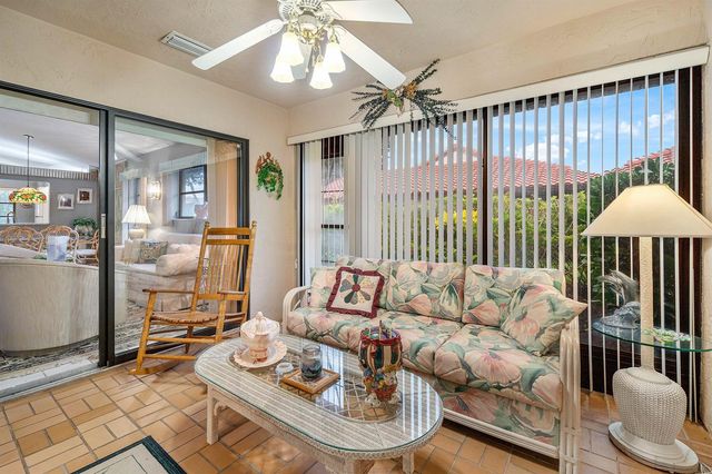 6215 Kings Gate Circle, Delray Beach, FL 33484