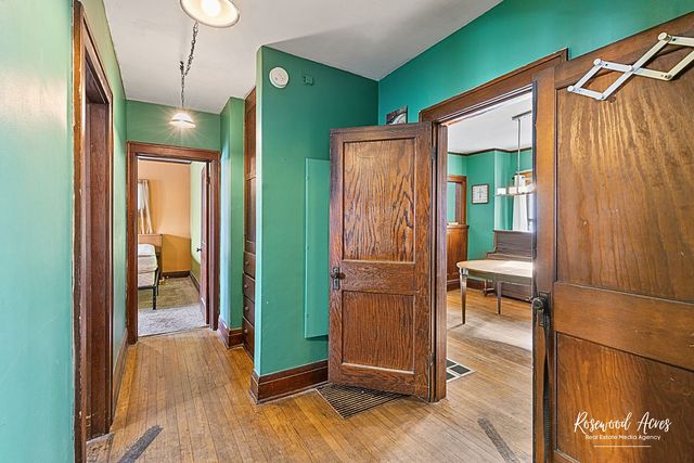 1035 S 3rd Avenue, Kankakee, IL 60901