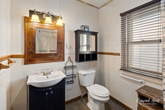 1035 S 3rd Avenue, Kankakee, IL 60901