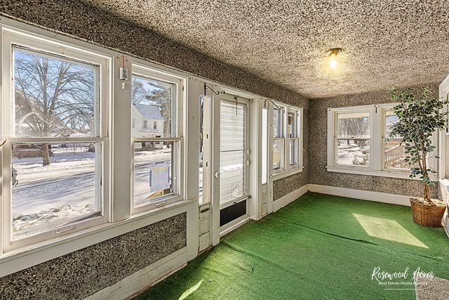 1035 S 3rd Avenue, Kankakee, IL 60901