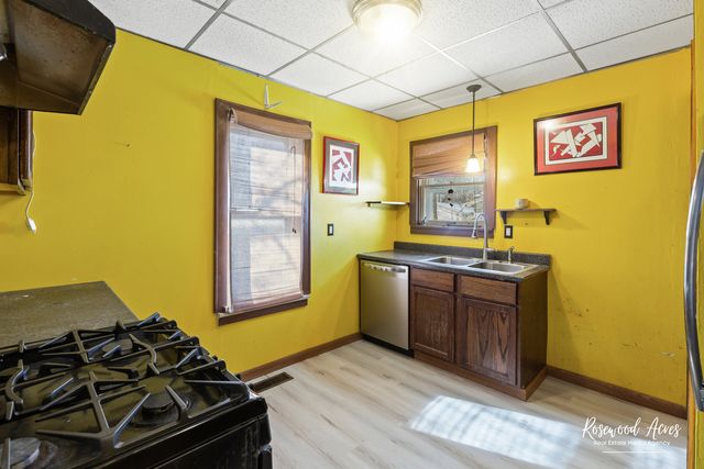 1035 S 3rd Avenue, Kankakee, IL 60901