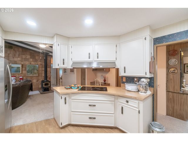 2120 ROBINS Ln Se 73A, Salem, OR 97306