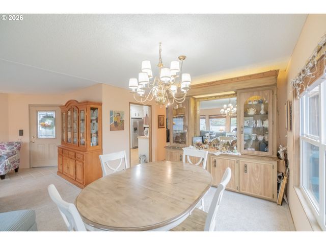 2120 ROBINS Ln Se 73A, Salem, OR 97306