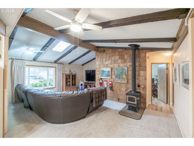 2120 ROBINS Ln Se 73A, Salem, OR 97306