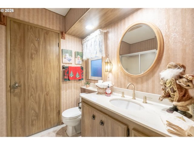 2120 ROBINS Ln Se 73A, Salem, OR 97306