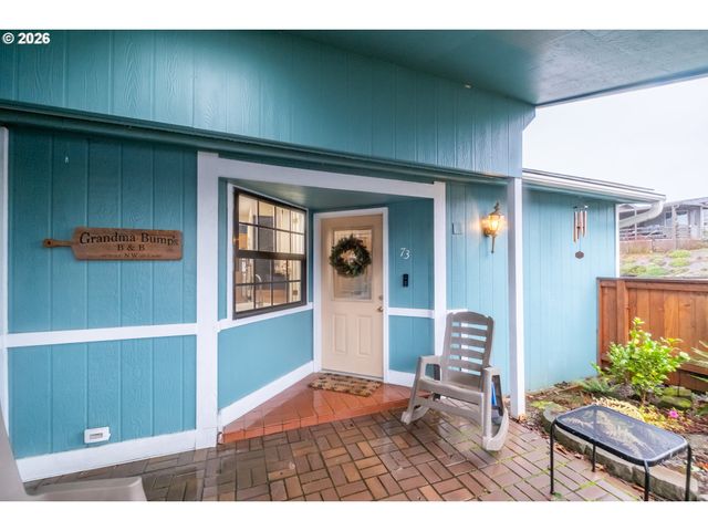 2120 ROBINS Ln Se 73A, Salem, OR 97306