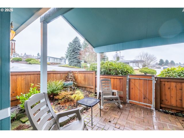 2120 ROBINS Ln Se 73A, Salem, OR 97306