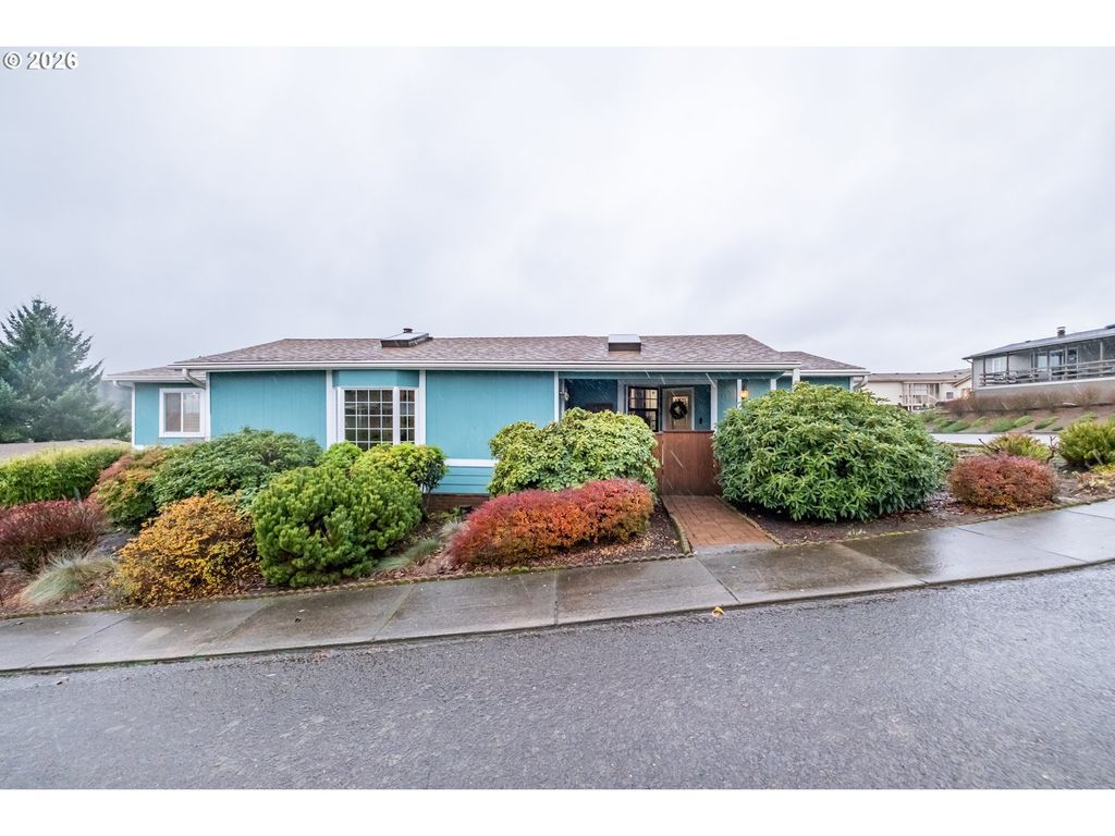 2120 ROBINS Ln Se 73A, Salem, OR 97306