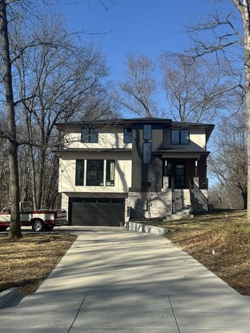 1301 Chestnut Dr, Brentwood, TN 37027