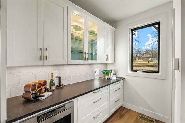 1301 Chestnut Dr, Brentwood, TN 37027