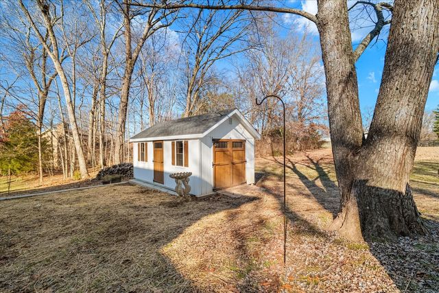 1301 Chestnut Dr, Brentwood, TN 37027