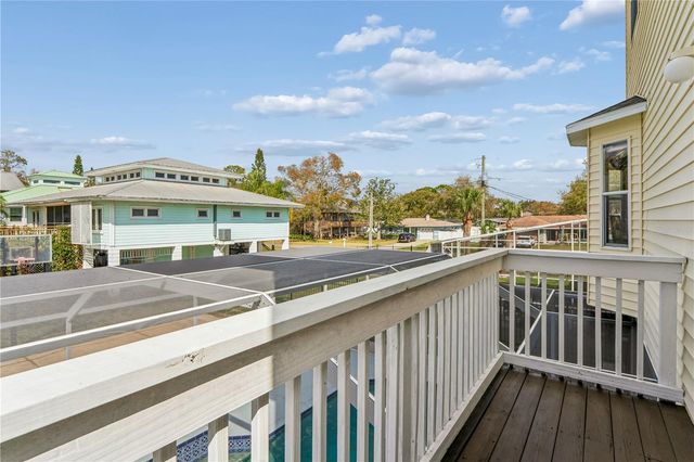 402 SHORE DRIVE W, Oldsmar, FL 34677