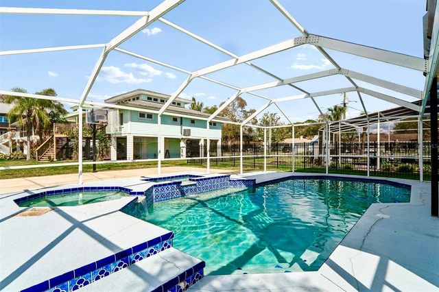 402 SHORE DRIVE W, Oldsmar, FL 34677