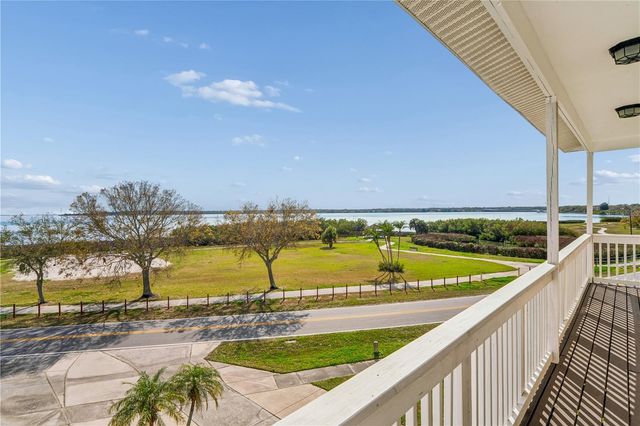 402 SHORE DRIVE W, Oldsmar, FL 34677