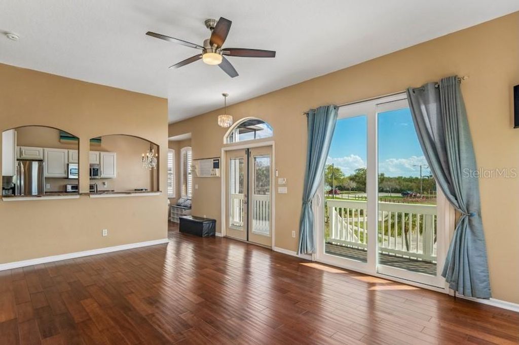 Image 7 of property listing at 402 SHORE DRIVE W, Oldsmar, FL 34677