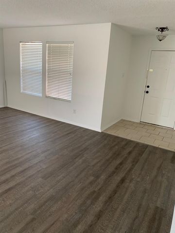 2701 Woodlake Parkway, Little Elm, TX 75068