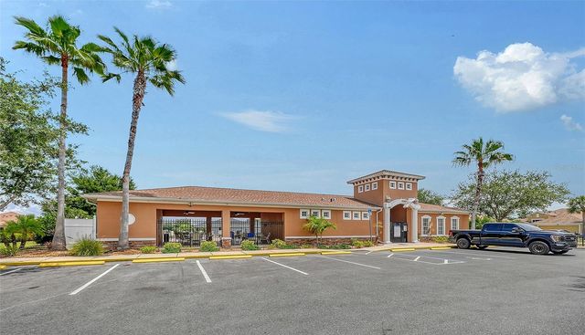 5235 LAYTON DRIVE, Venice, FL 34293
