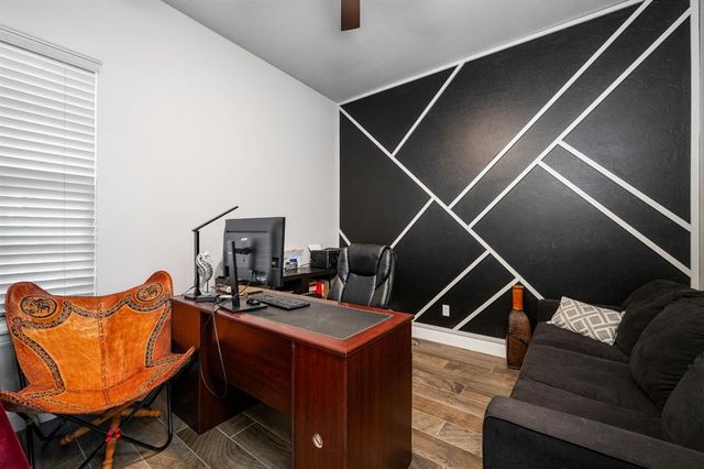 13013 Cobblestone Curve Road, Oklahoma City, OK 73142