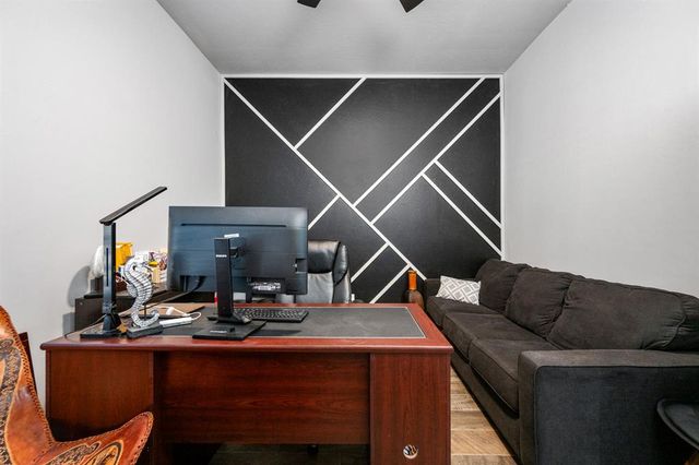 13013 Cobblestone Curve Road, Oklahoma City, OK 73142