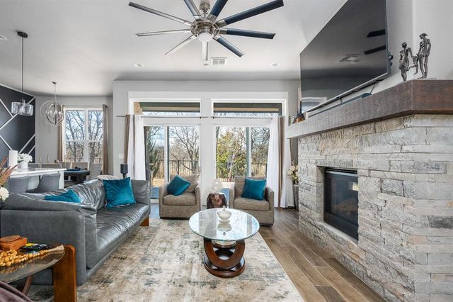 13013 Cobblestone Curve Road, Oklahoma City, OK 73142