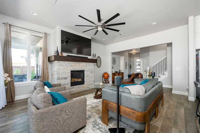 13013 Cobblestone Curve Road, Oklahoma City, OK 73142